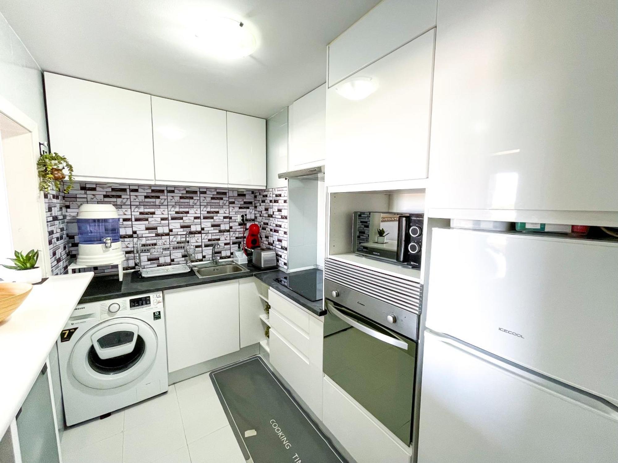 Modern Apartment With Terrace - 2 Min From The Beach Εστεπόνα Εξωτερικό φωτογραφία